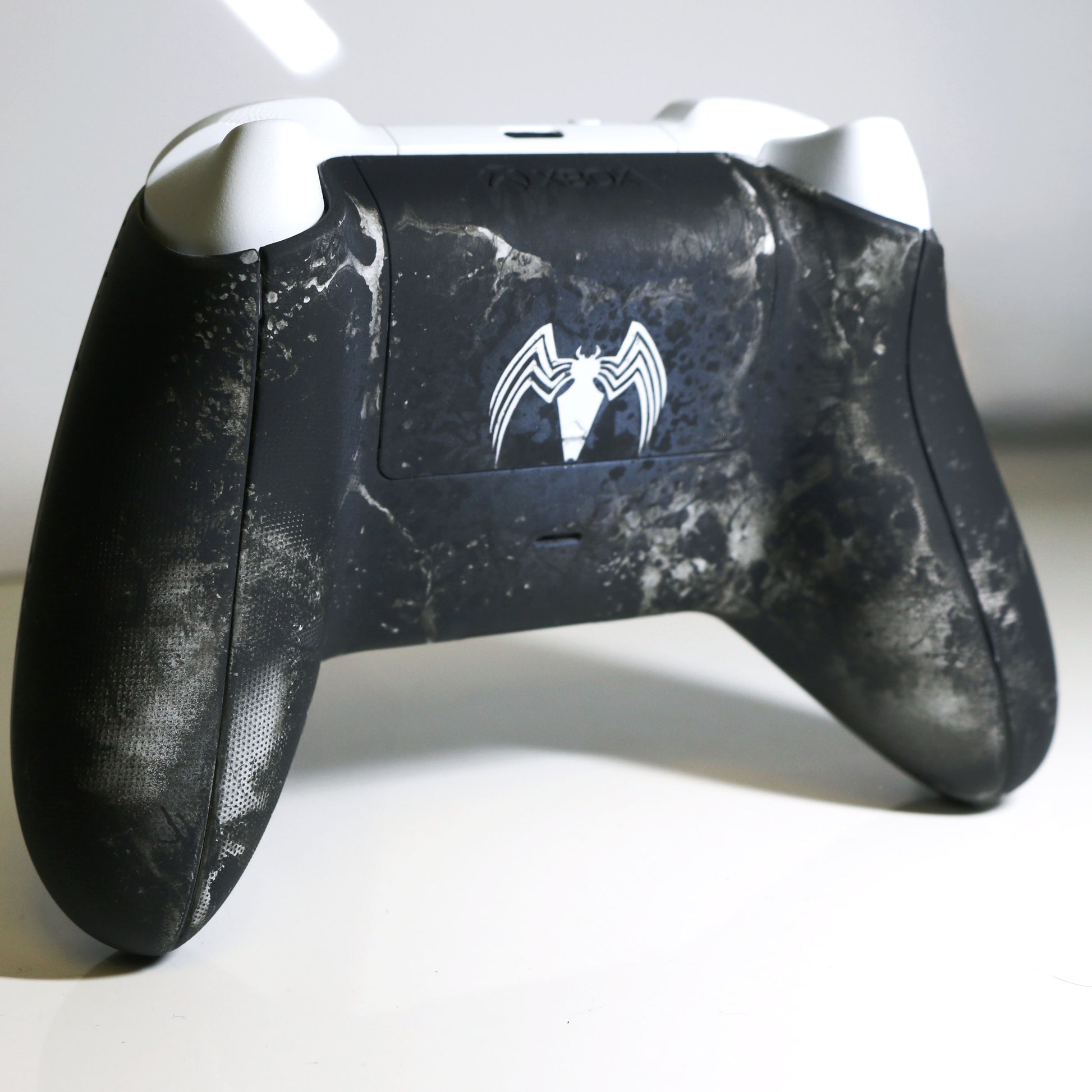 Custom Airbrush Controller Microsoft Xbox Series X - Xbox One S - Venomous Symbiote Venom Spiderman
