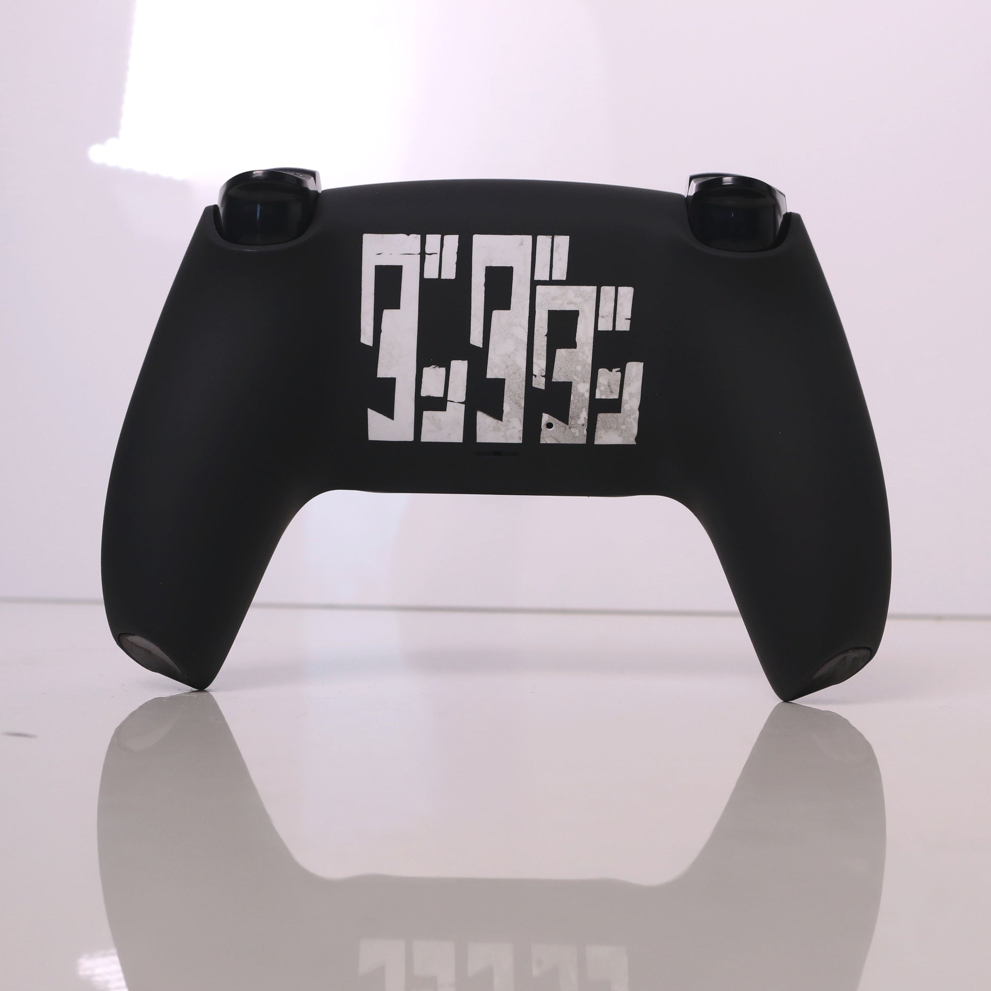 Custom Airbrush Painted Sony PlayStation 5 PS5 - Anime Dandadan Animation action Cool