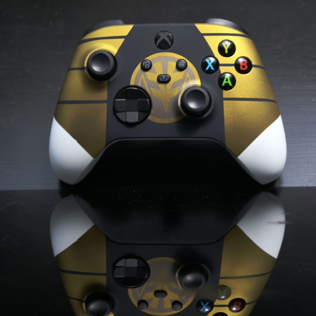 Custom Airbrushed Controller Microsoft Xbox Series X - Xbox One S - Power Rangers Morphin Time White