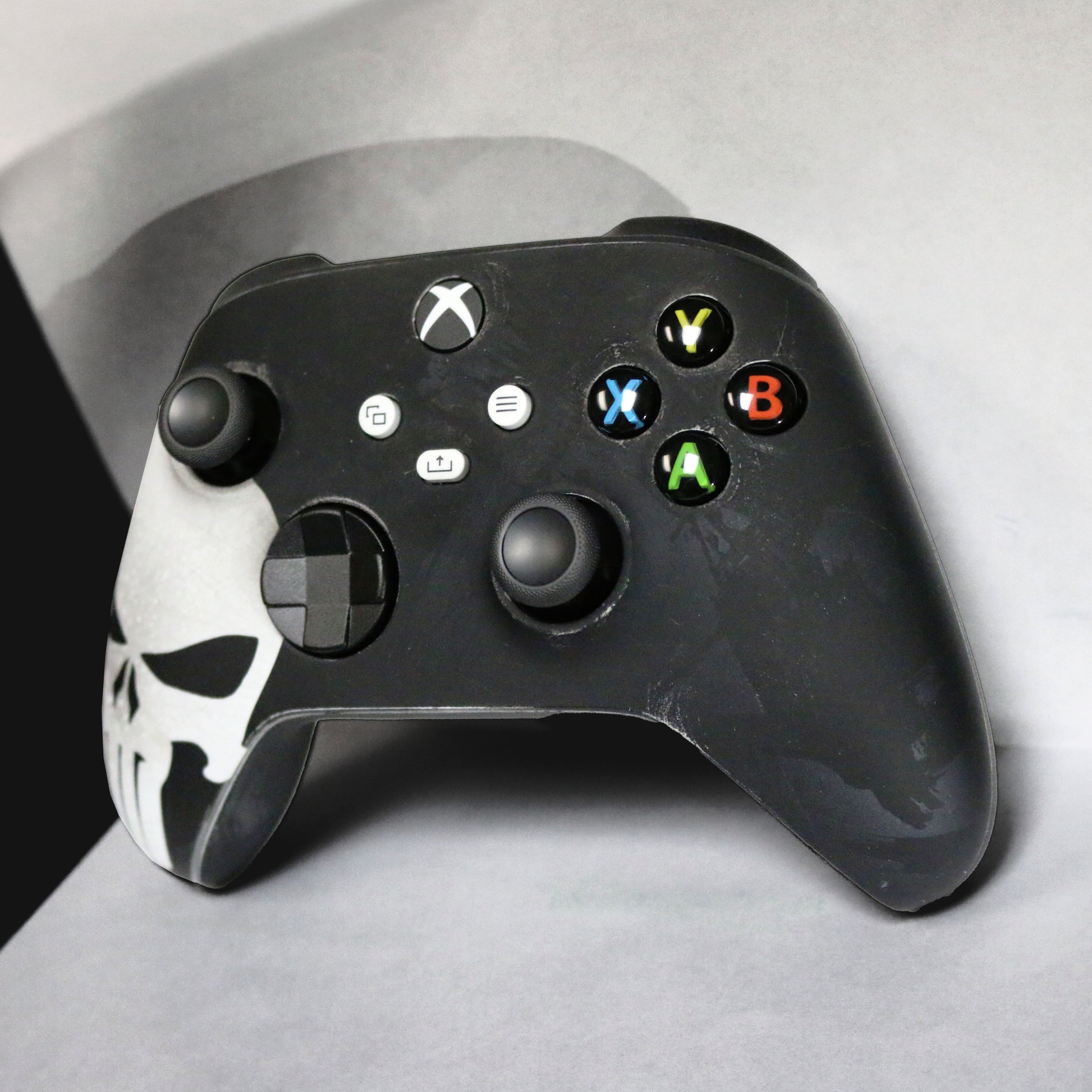 Custom Airbrush Controller Microsoft Xbox Series X - Xbox One S - Punisher Skull White Black Superhero