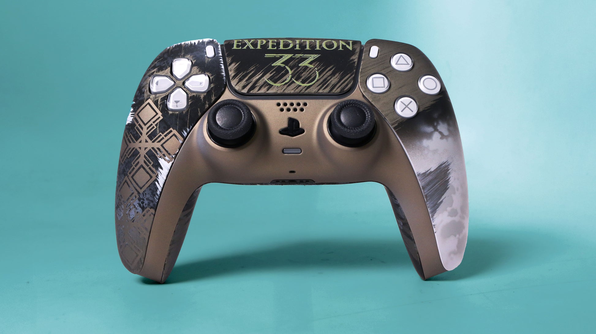 Custom Airbrush Painted Sony PlayStation 5 PS5 - Expedition 33 Painter French Mime Baguette Video Game RPG
