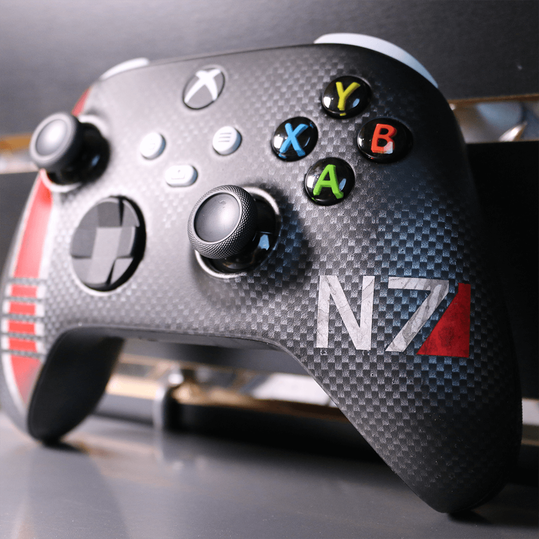 Custom Controller Microsoft Xbox Series X - Xbox One S - N7 Carbon Mass Effect