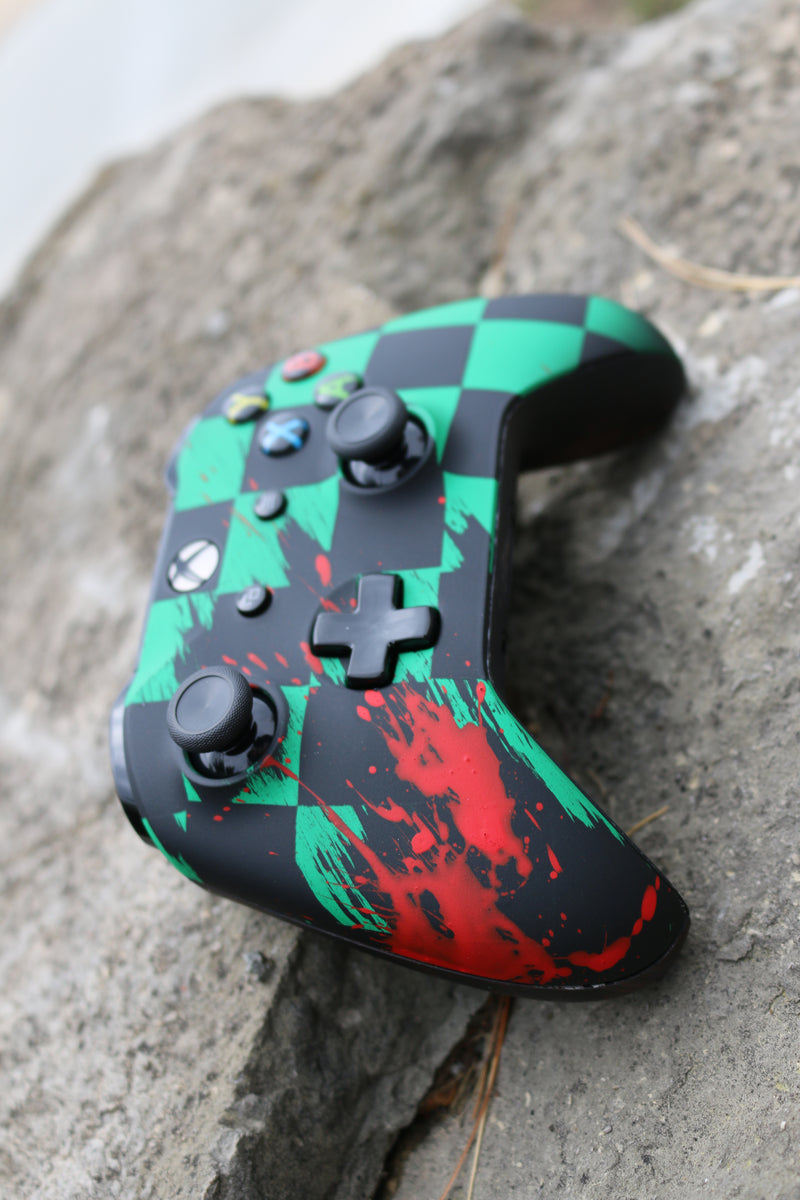 Demon Slayer Tanjiro – PS5 – Custom Controller | Controller Chaos